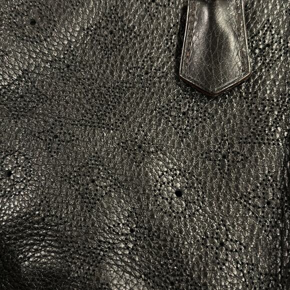 Louis Vuitton Selene Handbag Mahina leather mm - Picture 4 of 16